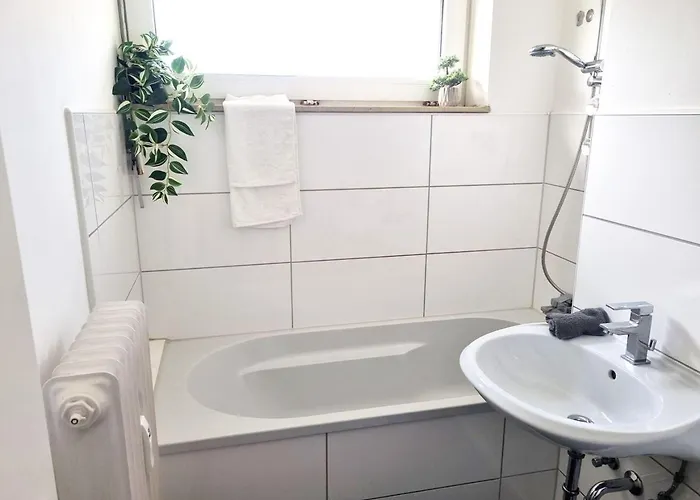 Cozy With Balcony Appartamento