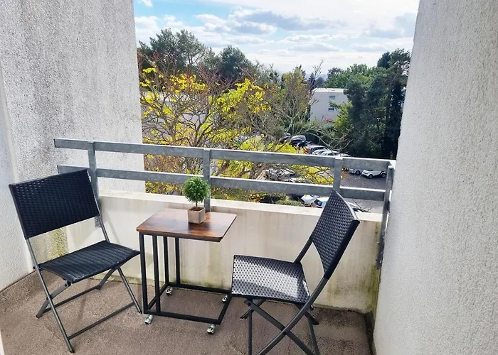 Cozy With Balcony Kronberg im Taunus